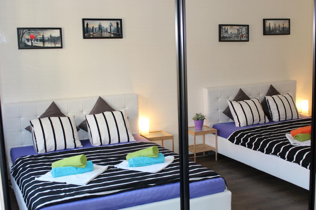 Go Native Prague Apartment المظهر الخارجي الصورة
