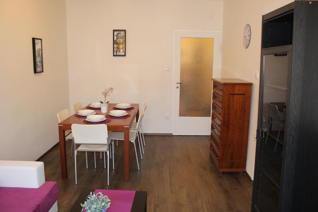 Go Native Prague Apartment المظهر الخارجي الصورة